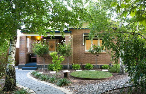 The Orange Fox - Accommodation Port Macquarie 0