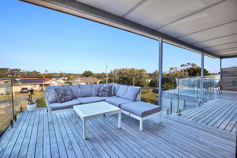 The Palings At Culburra - Pet Friendly - Accommodation Port Macquarie 1