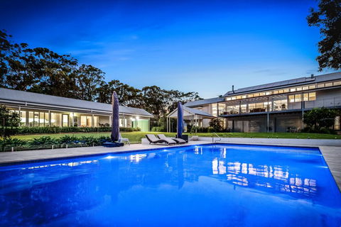 The Pavilion, Killcare - Accommodation Port Macquarie 3