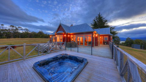 The Peninsula Experience - Accommodation Port Macquarie 1
