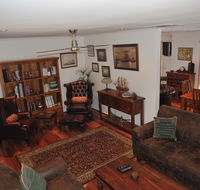 The Pommy Tree - Accommodation Port Macquarie