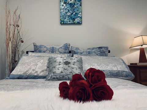 The Private , Green And Cozy Home In Caulfield - Accommodation Port Macquarie 0