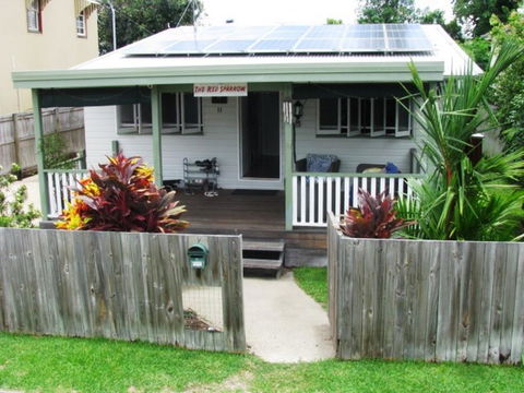 The Red Sparrow - Accommodation Port Macquarie 0