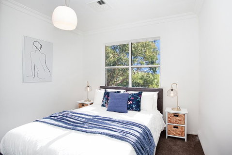 THE RENWICK - Hosted By: L'Abode Accommodation - Accommodation Port Macquarie 2