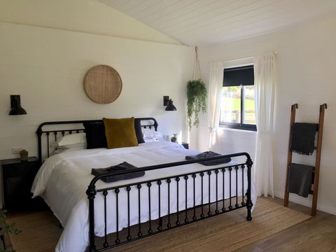 The Retreat - Accommodation Port Macquarie 0