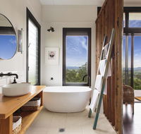 The Ridge Eco-Cabin A Secret place to slow down - Accommodation Port Macquarie
