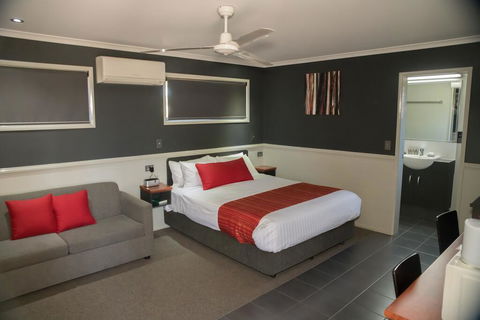 The Rocks Motel - Accommodation Port Macquarie 1