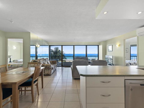 The Rocks Resort, Unit 4i - Accommodation Port Macquarie 3
