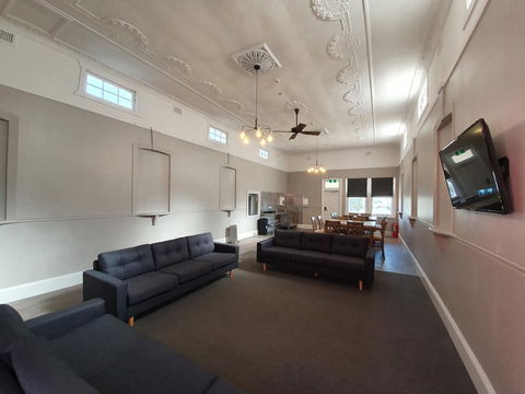 The Royal Hotel - Accommodation Port Macquarie 3