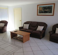 The Salamander' 99 Salamander Way - aircon  large yard for kids - Accommodation Port Macquarie