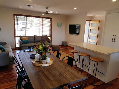 The Salty Gum - Maslin Beach - Accommodation Port Macquarie 0