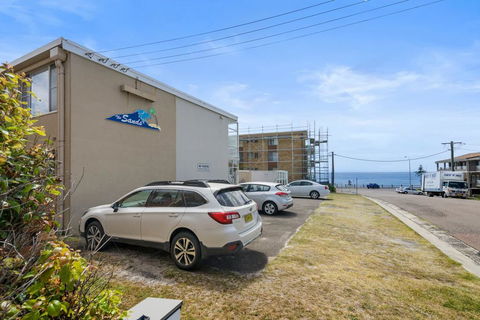 The Sands, Unit 5 - The Entrance, NSW - Accommodation Port Macquarie 1
