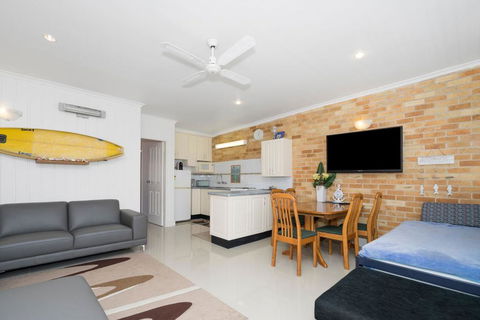 The Sands, Unit 9 - The Entrance - Accommodation Port Macquarie 2