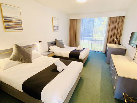 The Select Inn Penrith - Accommodation Port Macquarie 1