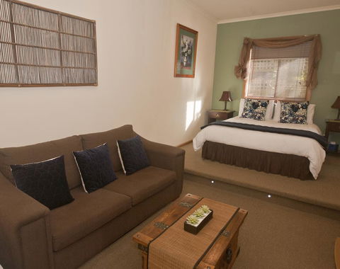 The Shingles Riverside Cottages - Accommodation Port Macquarie 3