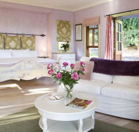 The Spotted Chook and Amelie's Petite Maison - Accommodation Port Macquarie
