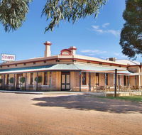 The Standpipe Golf Motor Inn - Accommodation Port Macquarie