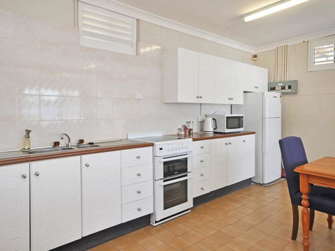 The Studio On The Lake @ Fishing Point, Lake Macquarie - Honestly Put The Line In And Catch Fish - Accommodation Port Macquarie 3