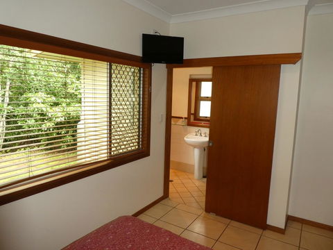 The Summit Rainforest Retreat - Accommodation Port Macquarie 3