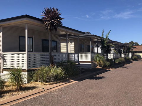 The Sundowner Cabin & Tourist Park - Accommodation Port Macquarie 0