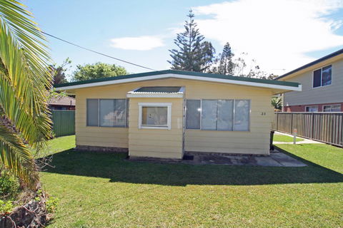 The Surf Way Cottage - Berrara - Accommodation Port Macquarie 0