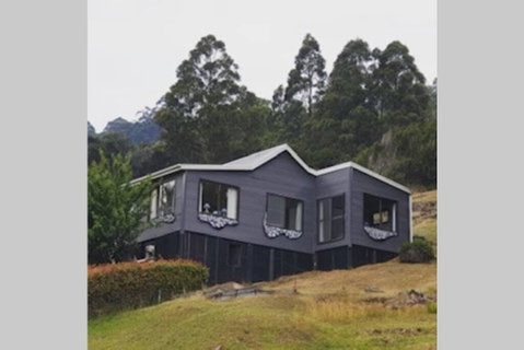 The Tin Dragon - Accommodation Port Macquarie 0