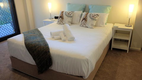 THE TIN SHED Couples Accommodation At Bay Of Fires - Accommodation Port Macquarie 2