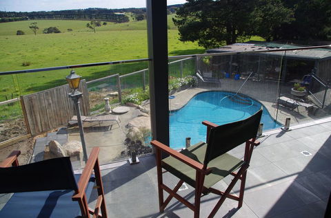 The View On Grossmans - Accommodation Port Macquarie 3