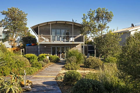 The Watershed @ Culburra Beach - Accommodation Port Macquarie 0
