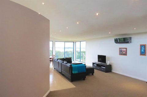 The Wave Oasis SC B&B - Accommodation Port Macquarie 3