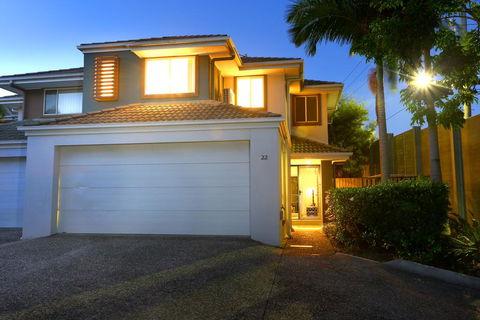 Theme Park HolidayTownhouse - Accommodation Port Macquarie 0