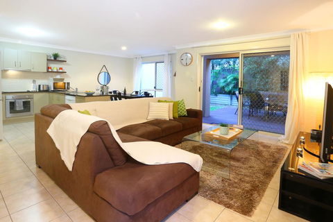 Theme Park HolidayTownhouse - Accommodation Port Macquarie 3