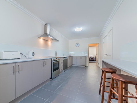 Thompson Ave Apartments - Accommodation Port Macquarie 2