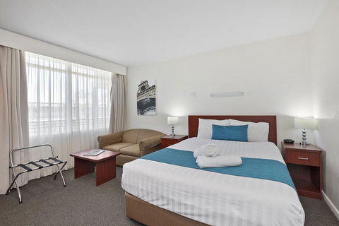 Thunderbird Motel Yass - Accommodation Port Macquarie 0