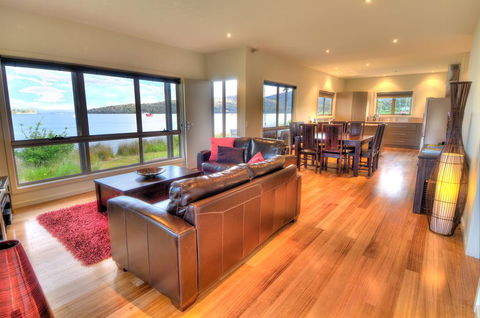 Tides Reach - Accommodation Port Macquarie 0