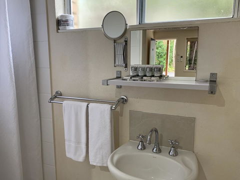 Tin Can Bay Motel - Accommodation Port Macquarie 2