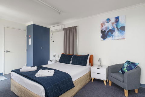 Tin Can Bay's Sleepy Lagoon Motel - Accommodation Port Macquarie 3