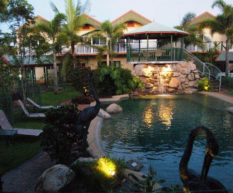 Tinaroo Lake Resort - Accommodation Port Macquarie 0