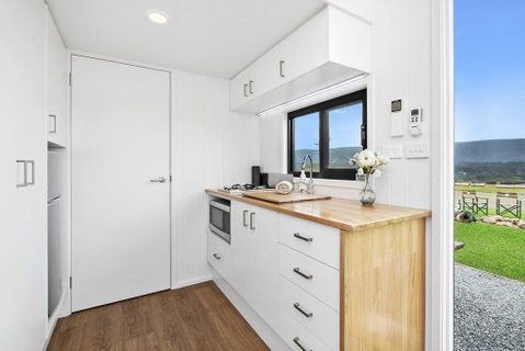 TINY HOME......BIG Views - Accommodation Port Macquarie 3
