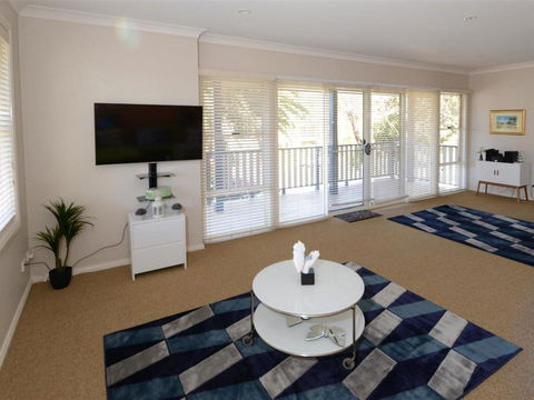 Tokelau Townhouse 1 - Accommodation Port Macquarie 3