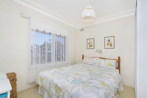 Toowoon Bay Beachside Unit, Unit 4 - Accommodation Port Macquarie 3