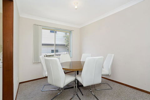 Toowoon Bay Townhouse, Unit 6 - Accommodation Port Macquarie 2