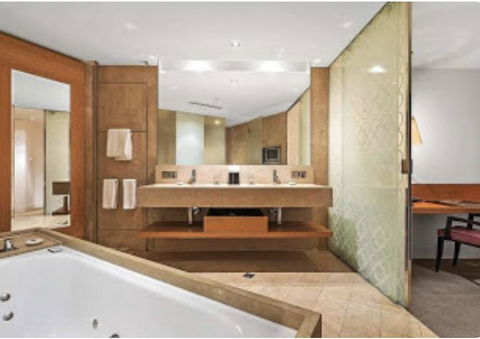 Top Private Service, Business Reception, Alternative Travel - Accommodation Port Macquarie 3