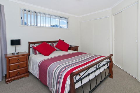 TOPVIEWS - 15Second Av BH - Accommodation Port Macquarie 3