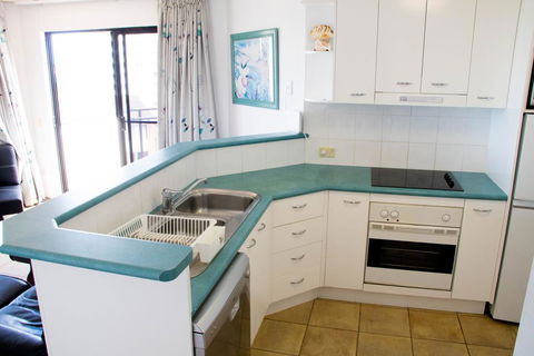 Top Floor Unit At The Caribbean Resort Mooloolaba - Accommodation Port Macquarie 2