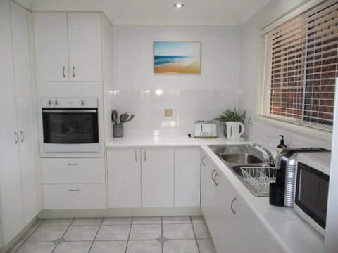 Torquay Beach Holiday House - Accommodation Port Macquarie 0