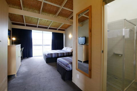 Torquay Hotel/Motel - Accommodation Port Macquarie 1