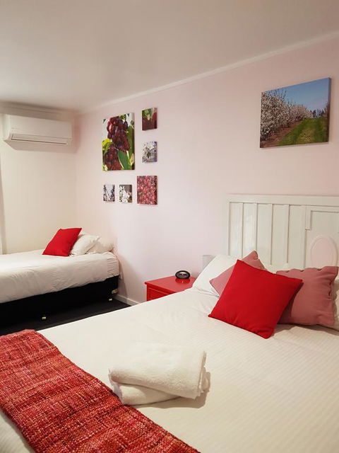 Town House Motor Inn Young - Accommodation Port Macquarie 2