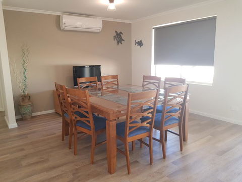 Towncrackers Guest House - Accommodation Port Macquarie 2