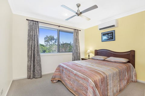 Townhouse On The Canal - Accommodation Port Macquarie 2